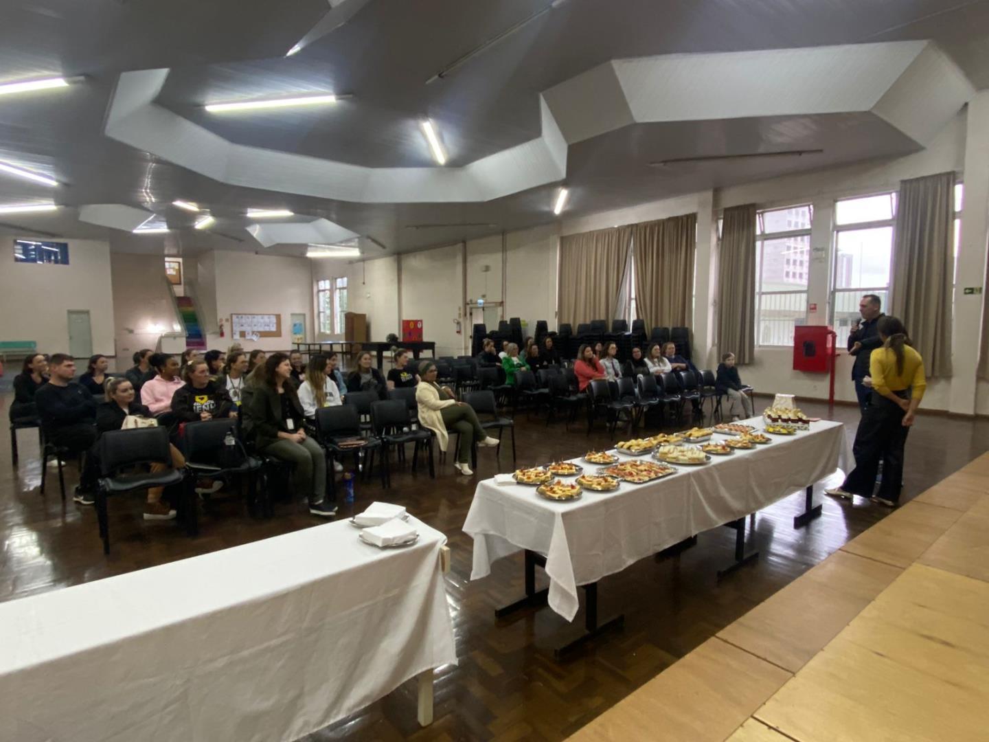 APP da Unidade Oswaldo Cruz organiza homenagem pelo Dia do Professores