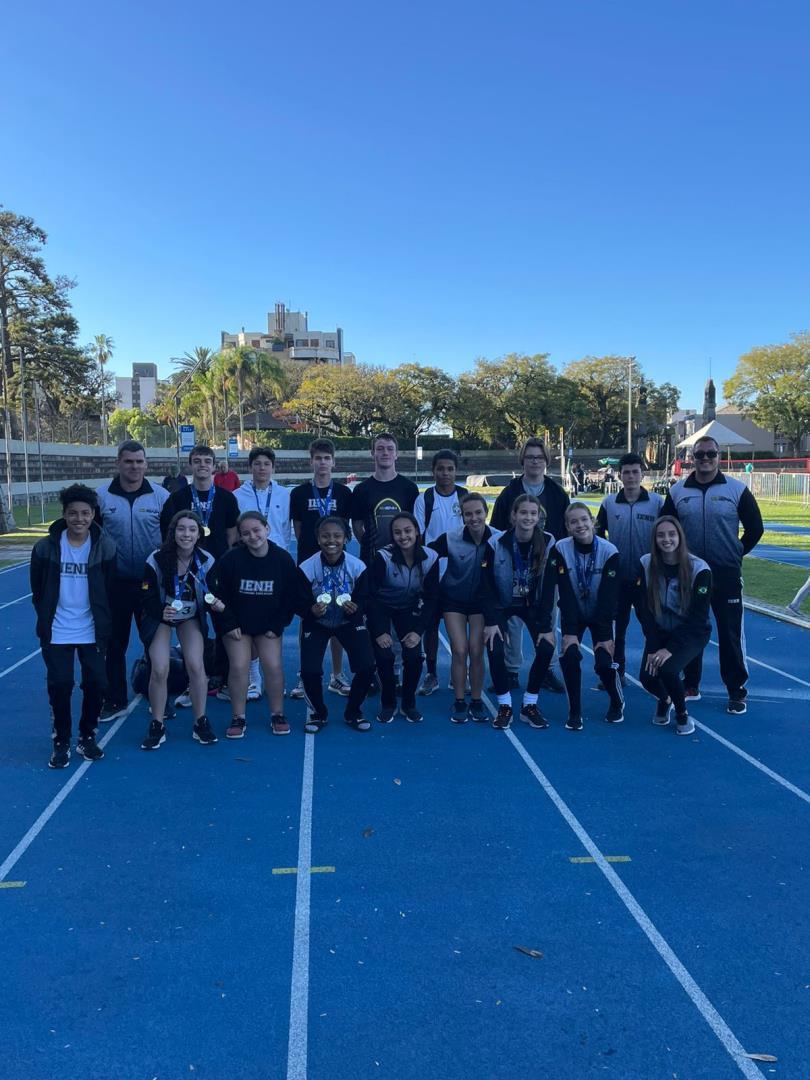 Atletismo da IENH é vice-campeão Campeonato Estadual da categoria sub-16