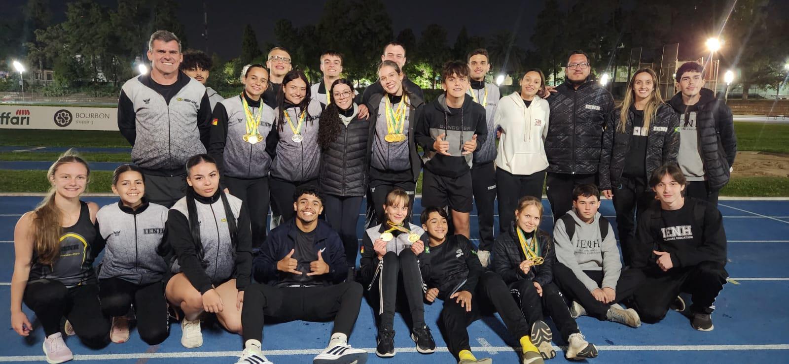 Atletismo da IENH participa do Campeonato Estadual na pista da Sogipa