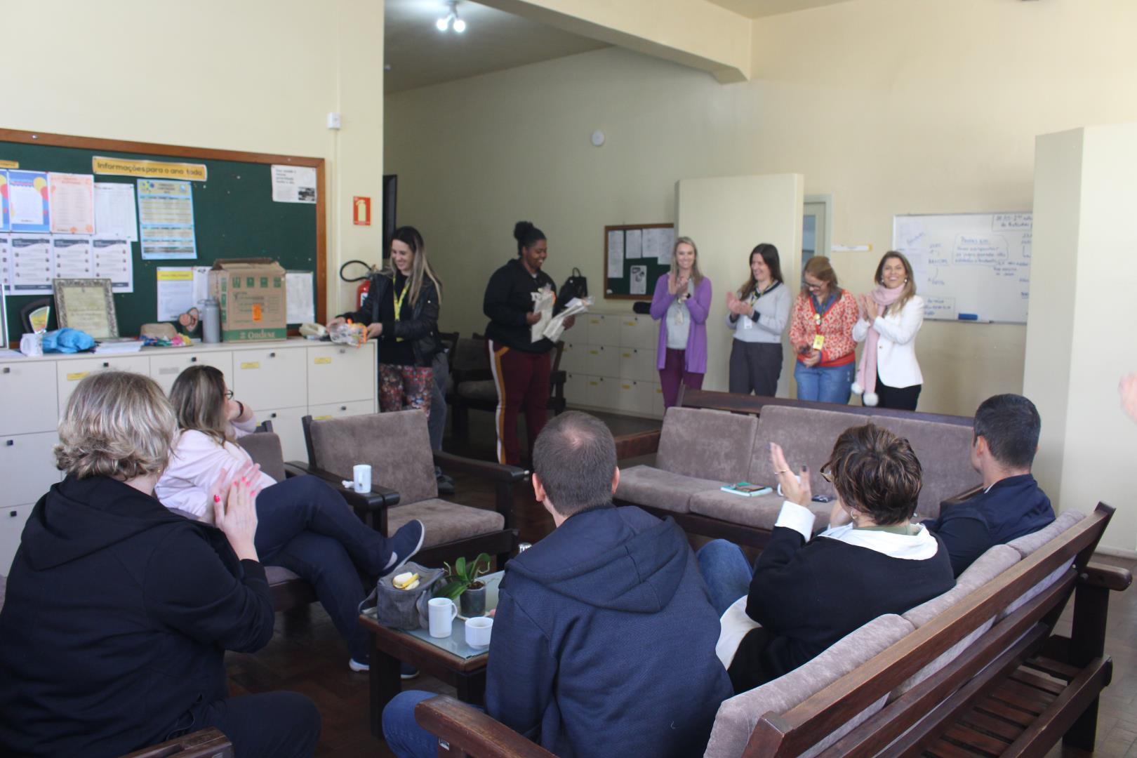 Coordenações e Núcleos Pedagógicos da IENH são homenageados pelo Dia do Pedagogo