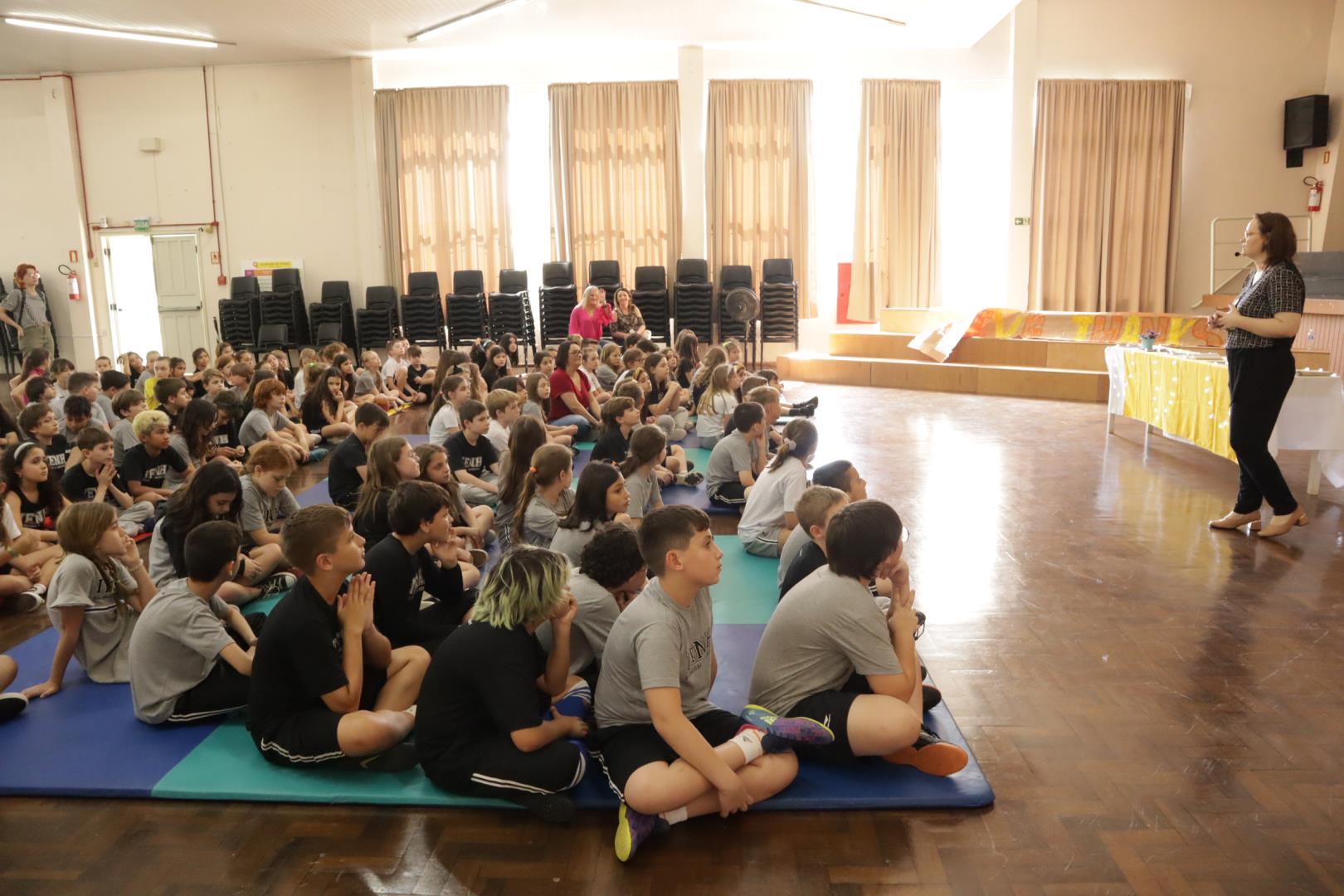 Dia de Ação de Graças é celebrado com momento de espiritualidade na Unidade Oswaldo Cruz