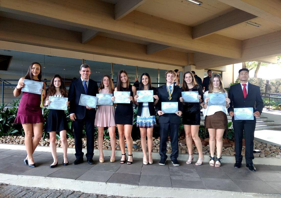 Equipe de Atletismo da IENH é destaque no Troféu FAERGS