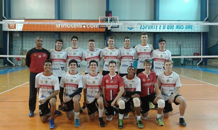 Equipe de vôlei apoiada pela IENH disputa jogos no Campeonato Estadual Infanto Juvenil