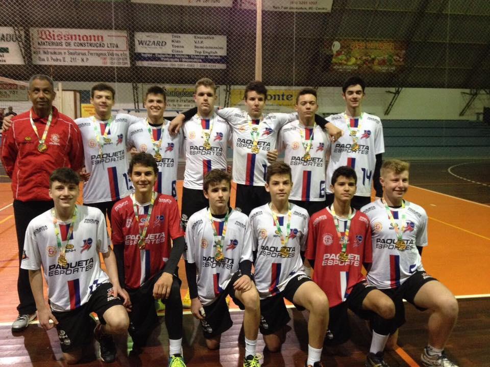 Equipe infantil masculina de vôlei SGNH/IENH é campeã da Copa Cláudio Braga