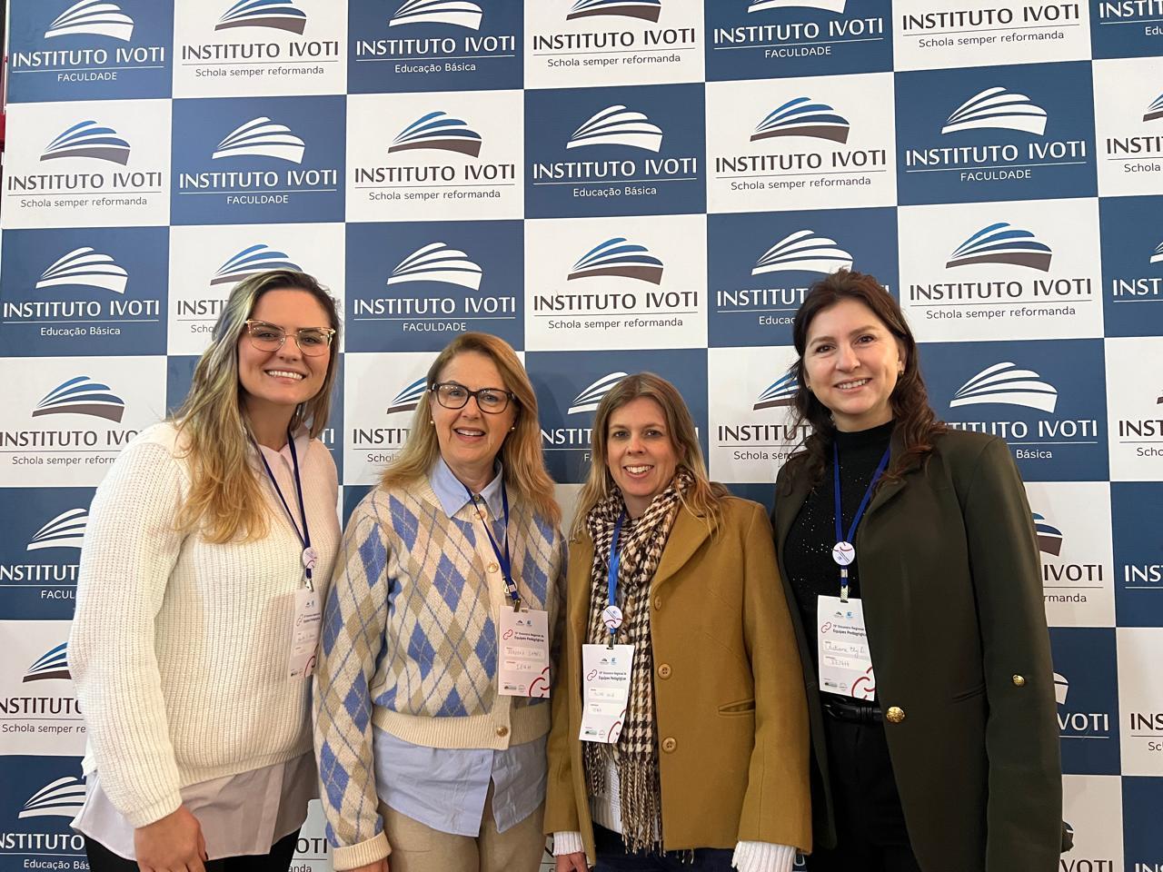 Equipe pedagógica da IENH participa de Encontro Regional da Rede Sinodal