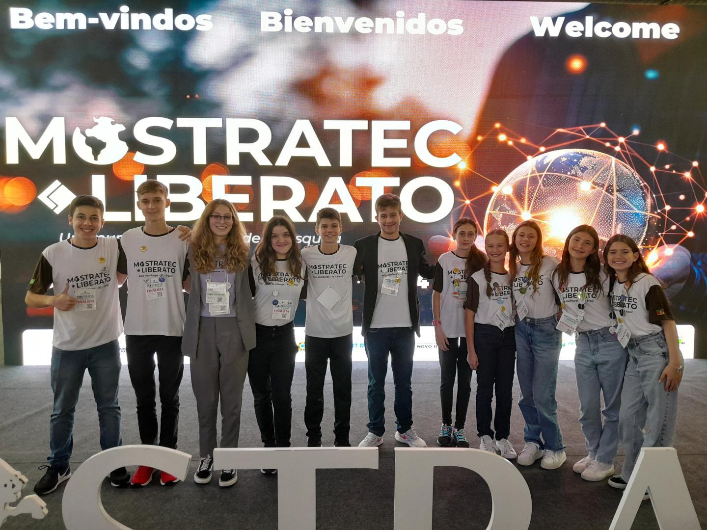 Estudantes da IENH participam na Mostratec 2024 