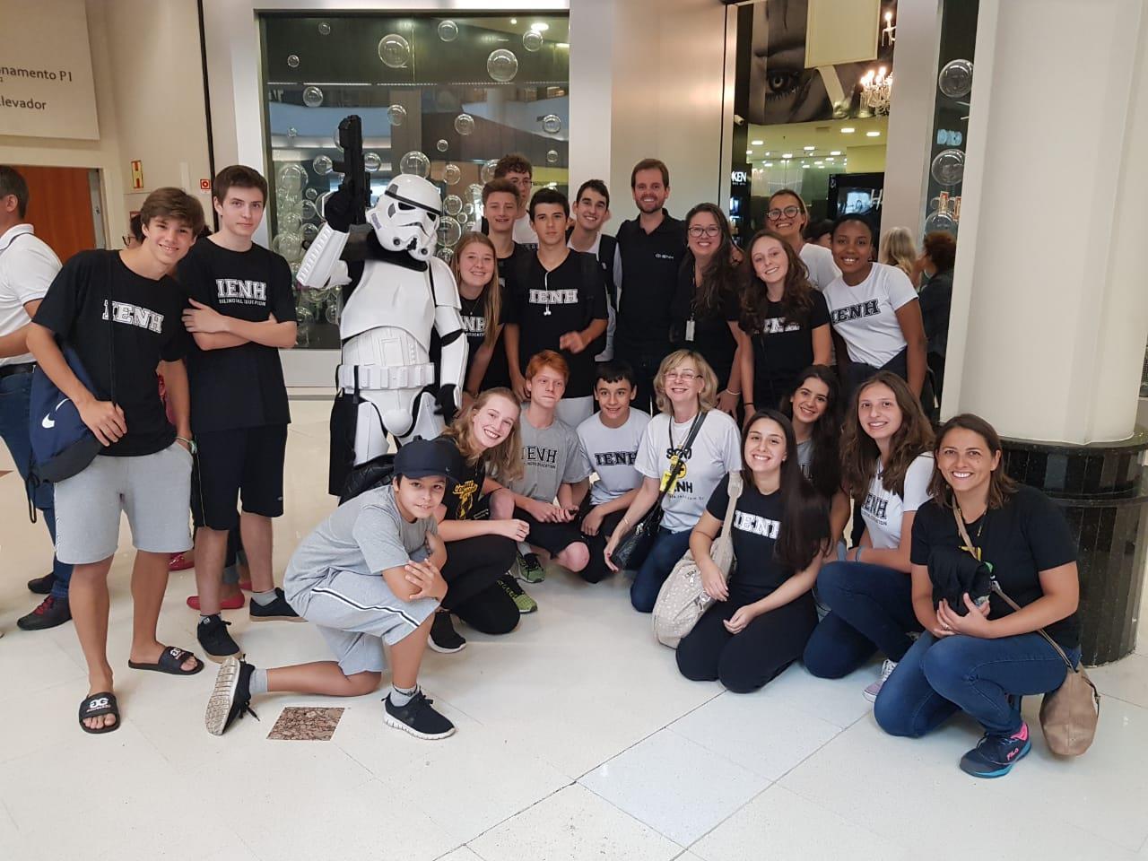 Estudantes da IENH visitam exposição NASA Science Days