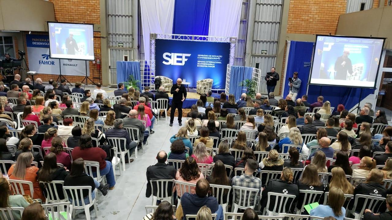 Faculdade IENH é representada em encontro de Rede de Cooperação Internacional