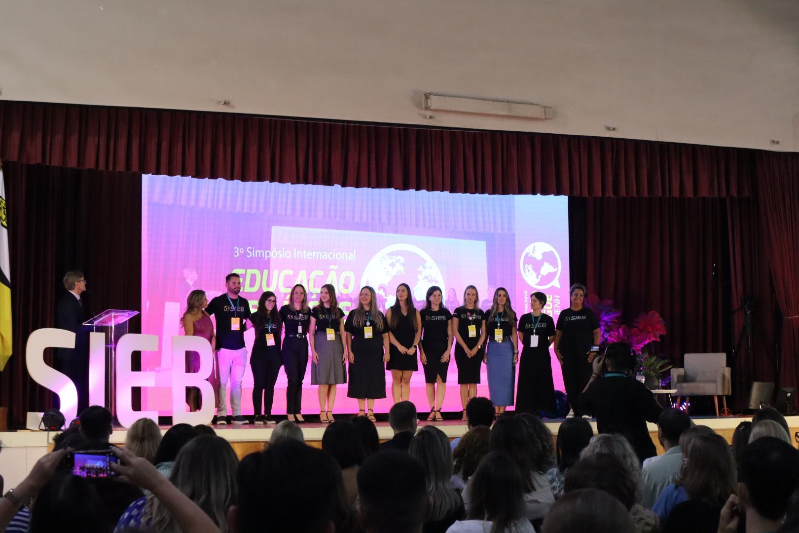 Faculdade IENH promove o 3º Simpósio Internacional de Educação Bilíngue 2025