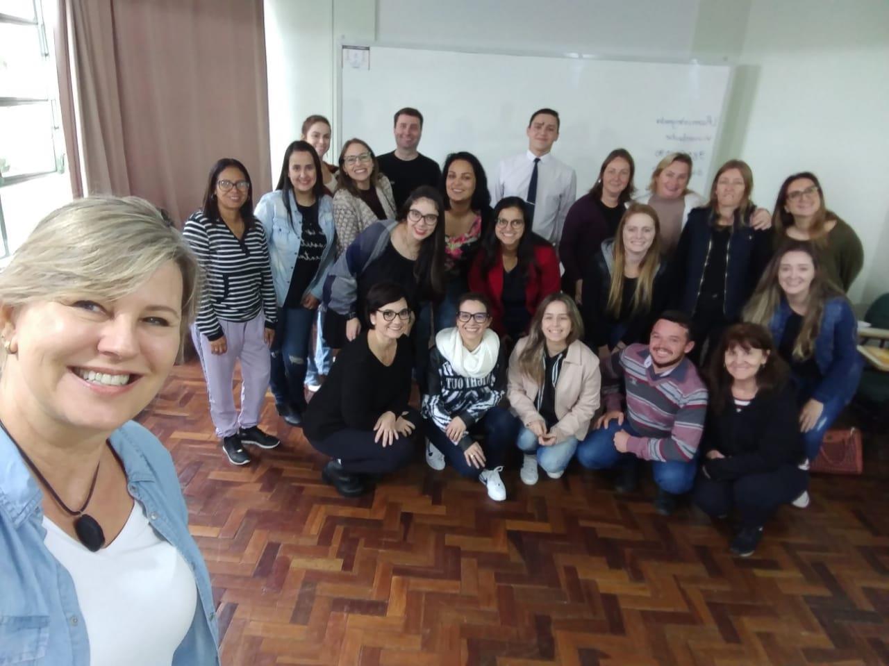 Faculdade IENH realiza workshop de Comunicação Empática no Ambiente Corporativo