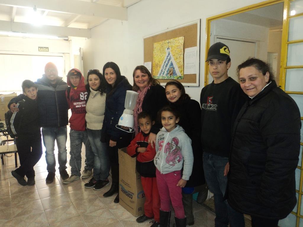 Graduadas da primeira turma de Psicologia promovem ação solidária na URAS Monteiro Lobato