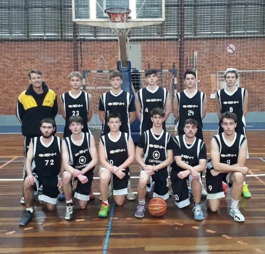 IENH garante 1º lugar na fase classificatória da Liga Ninja de Basquete