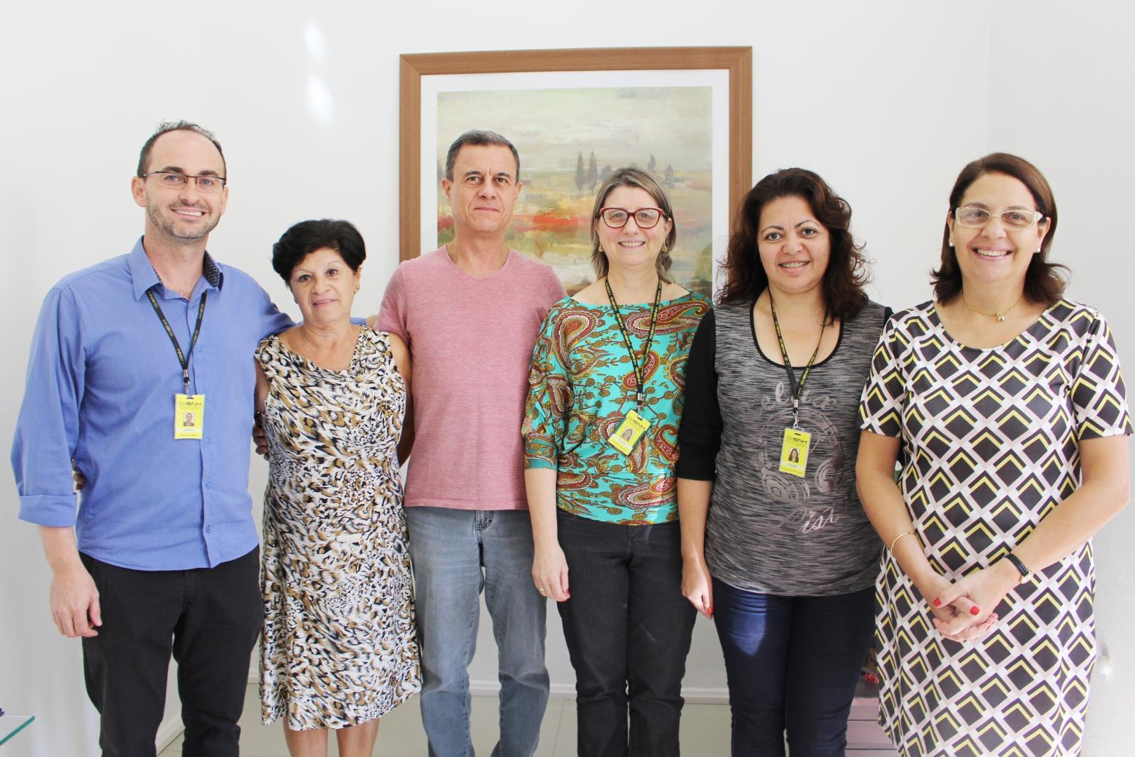 IENH recebe representantes da CRE