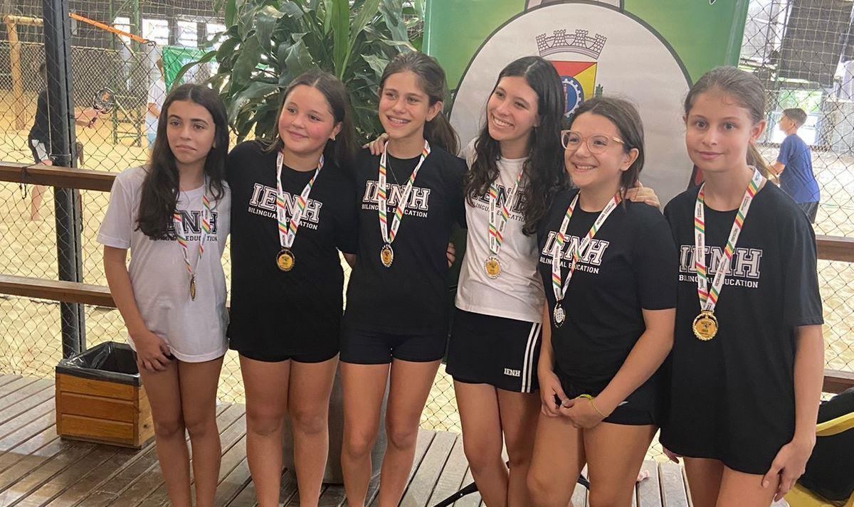 IENH tem grande destaque na Olimpíada Escolar de Beach Tennis