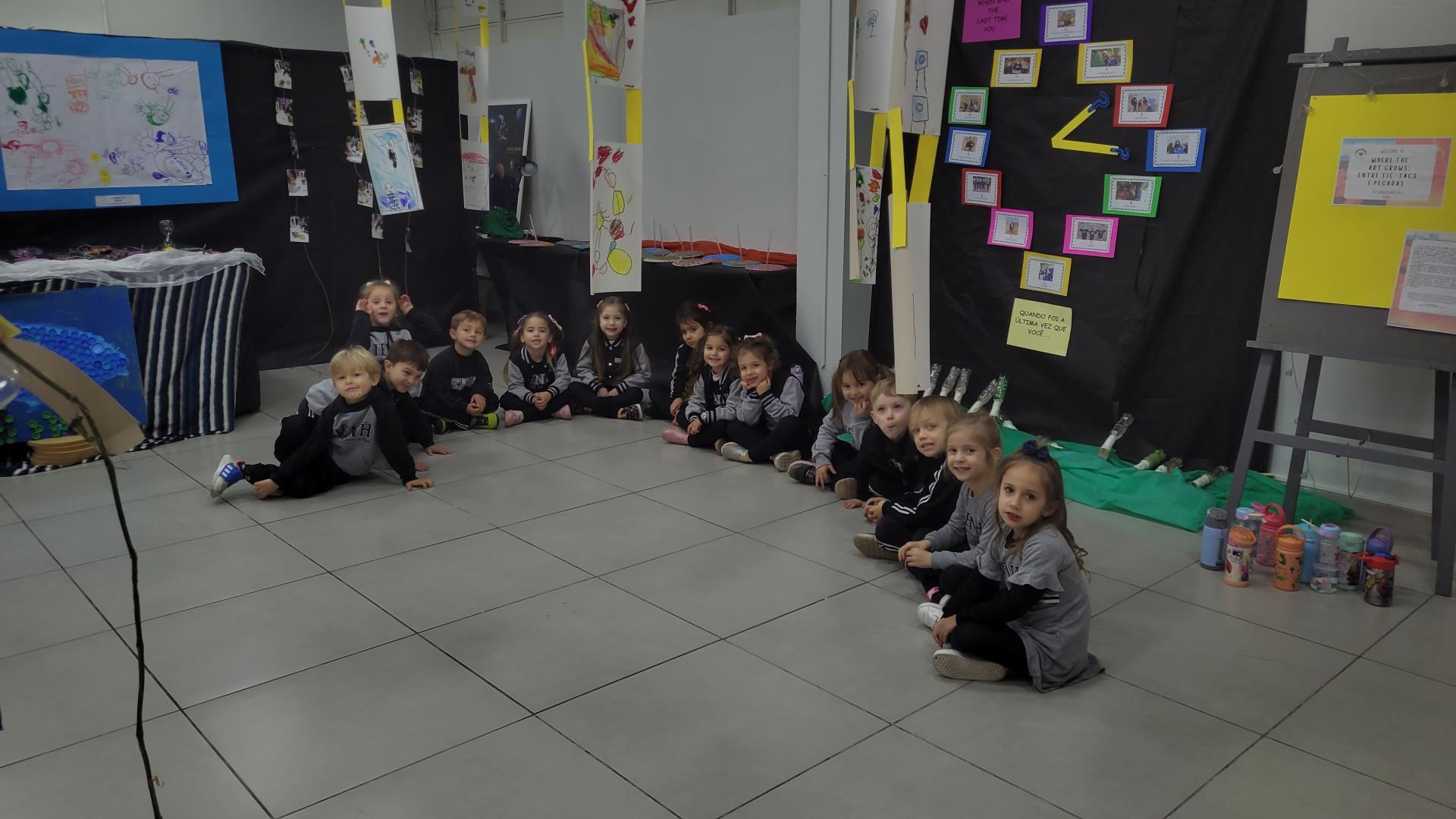 Instalação de Artes reúne projetos do Kindergarten 4 da Unidade Oswaldo Cruz