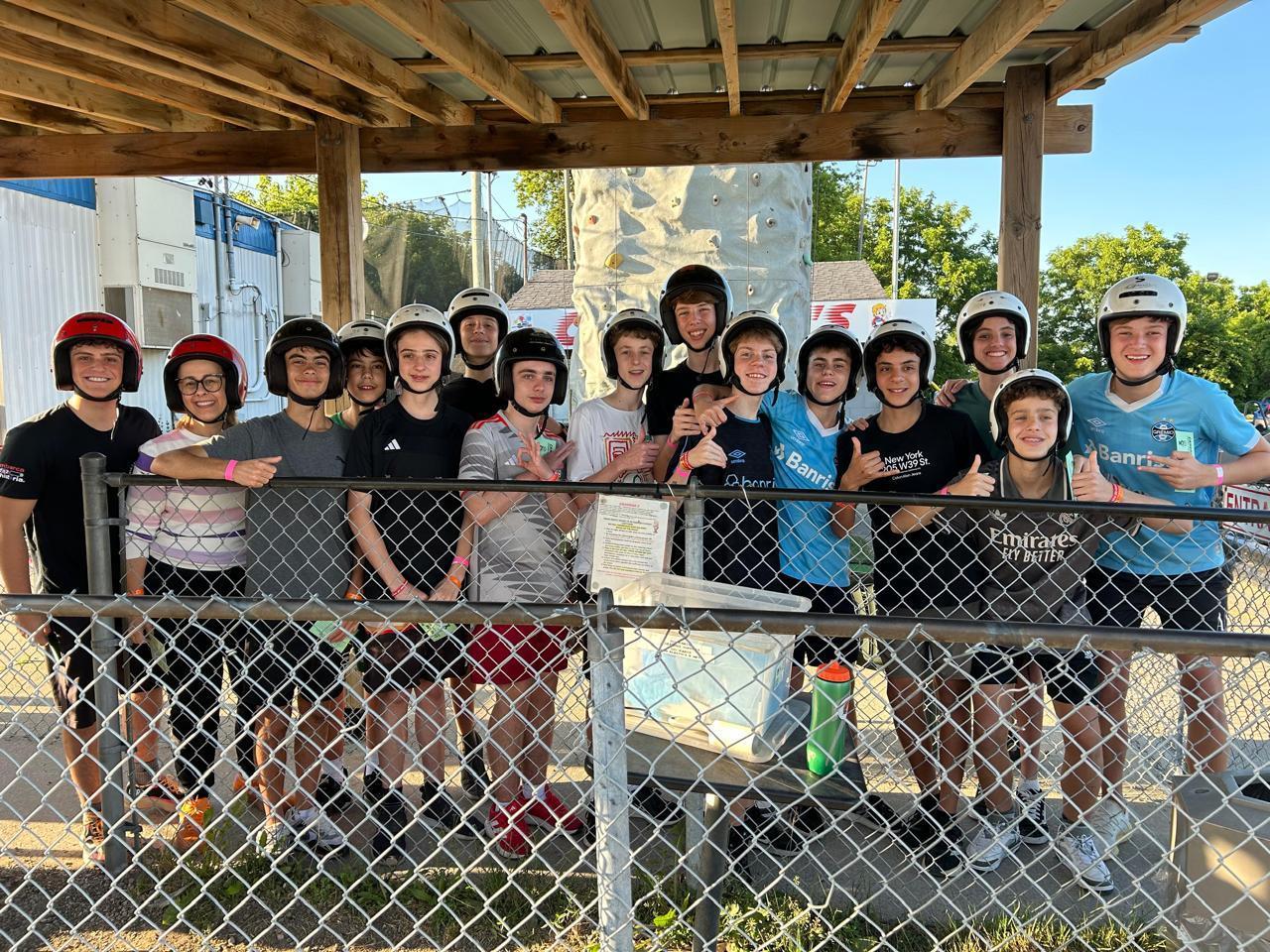 Intercâmbio no Canadá proporciona experiências culturais, aventuras e aprendizado aos alunos da IENH