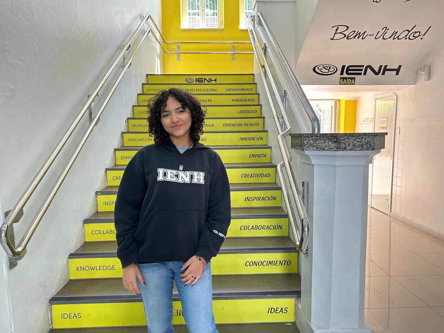 Intercambista mexicana compartilha experiências vividas na IENH