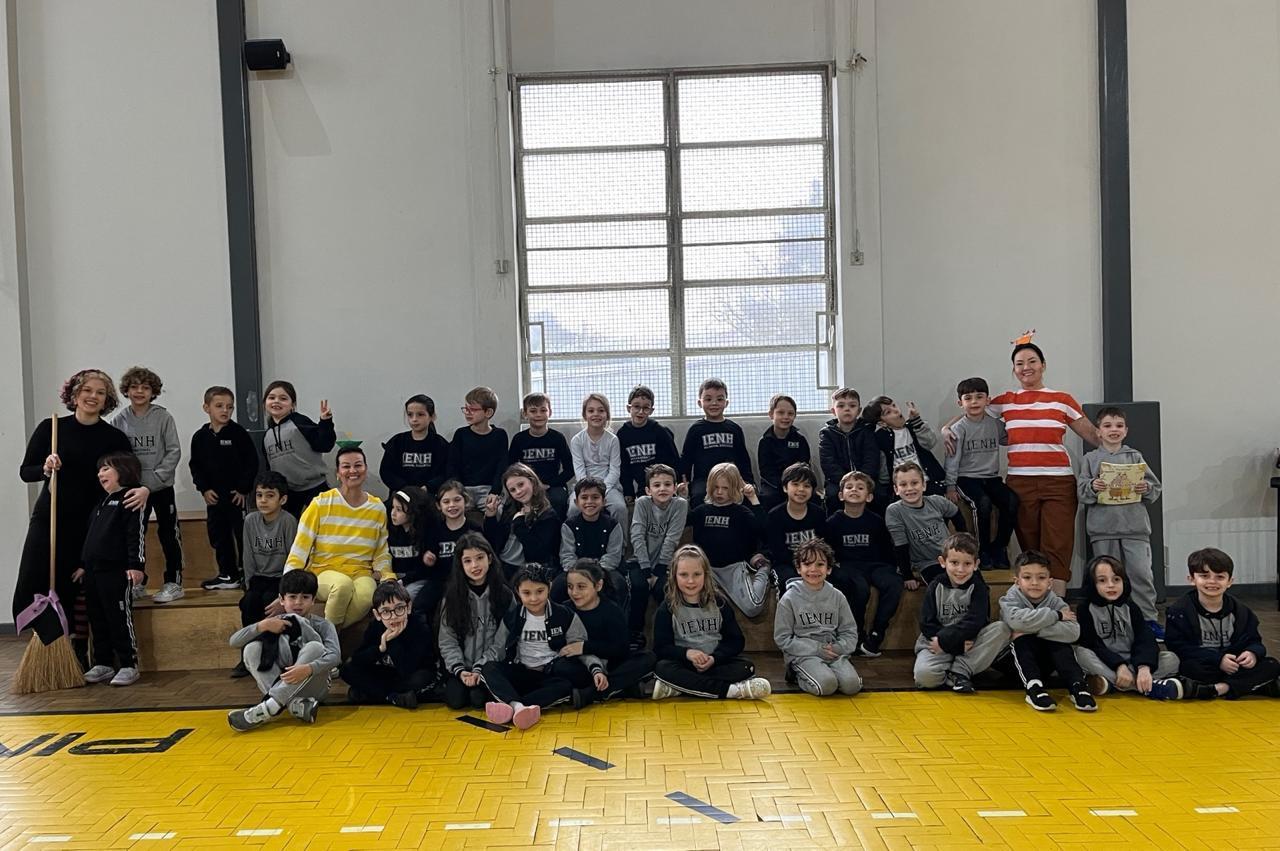 Leitura e fantasia marcam volta às aulas do Year 1 da Unidade Pindorama