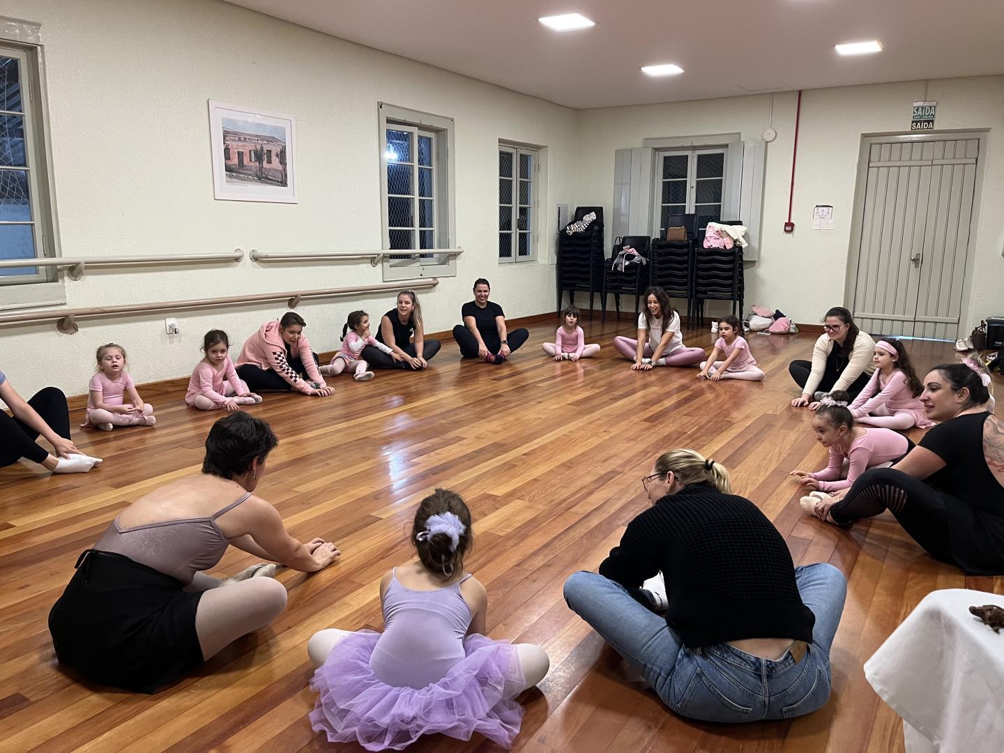 Mães e Filhas compartilham a Dança nas Unidades Pindorama e Oswaldo Cruz