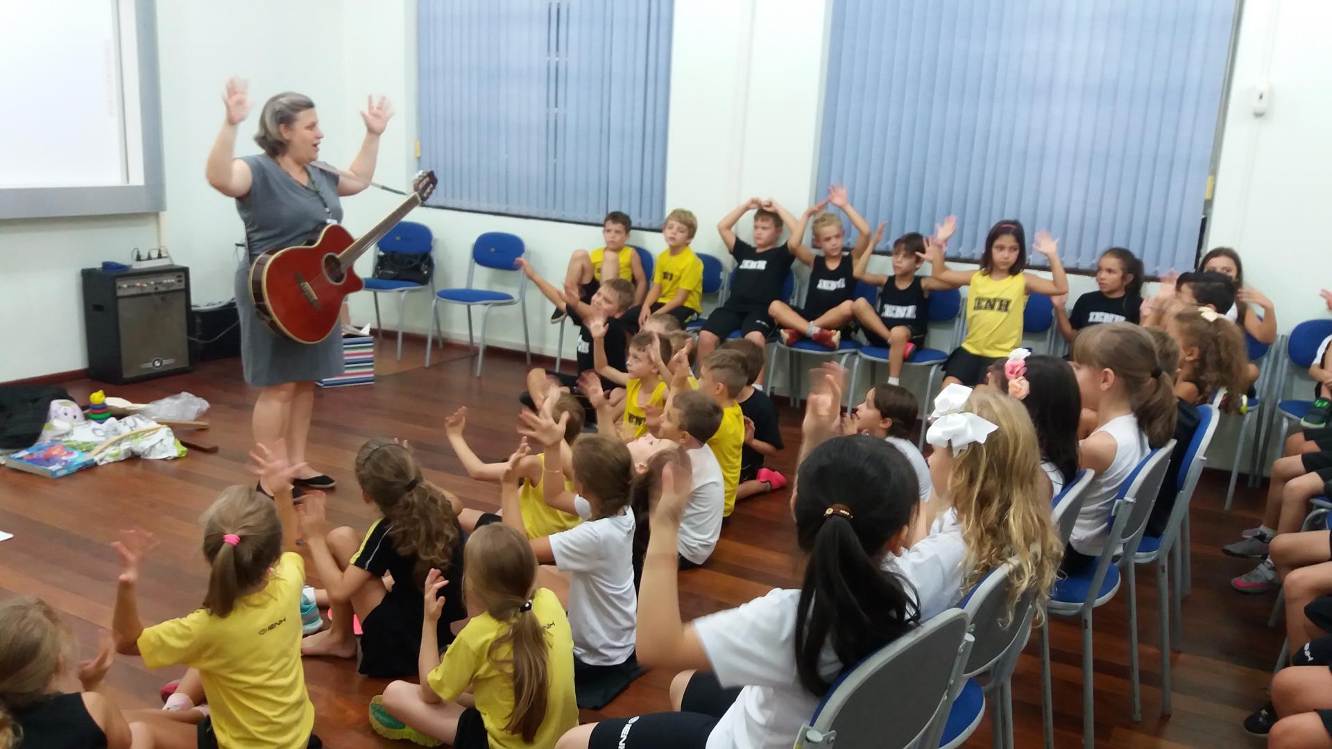 Momento para acolher alunos na Unidade Pindorama