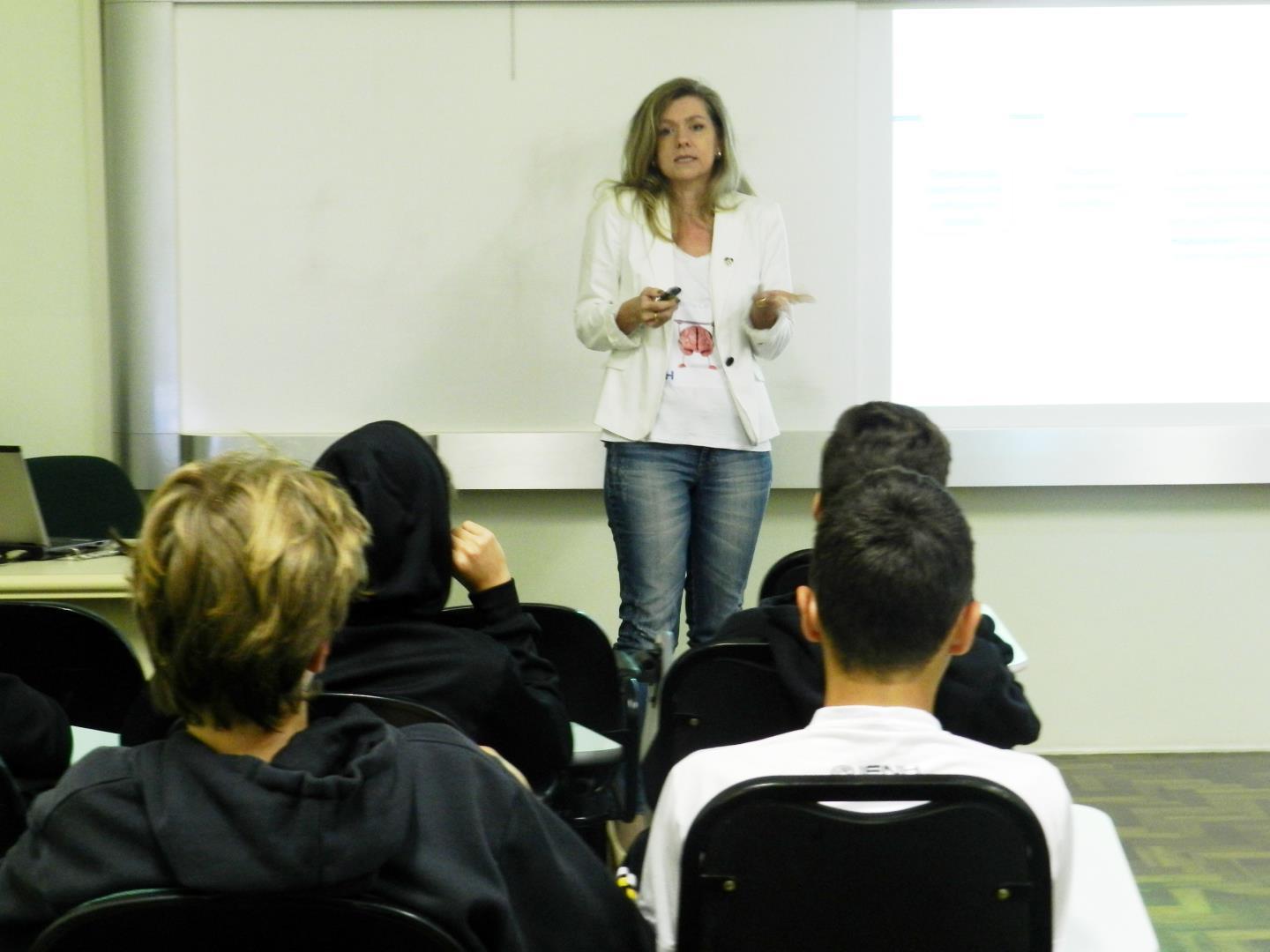 Neurociências é tema de palestra no Ensino Fundamental