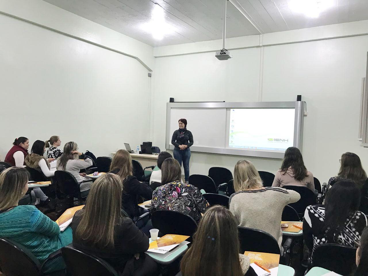 Neuroeducação é tema de curso na Faculdade IENH