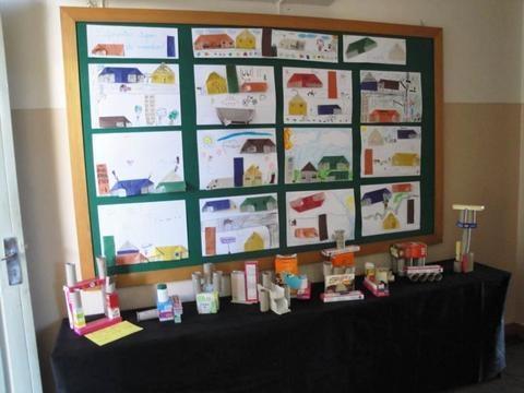 Estudantes compartilham suas vivências com as famílias