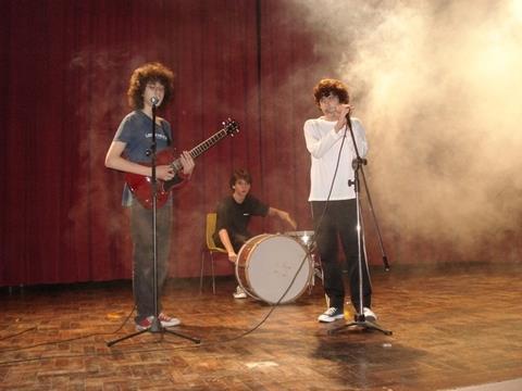 Show de Talentos agita alunos da Unidade Fundação Evangélica