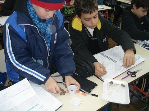 Estudantes aprendem tabuada de forma lúdica