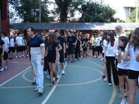 8ªs séries realizam atividade