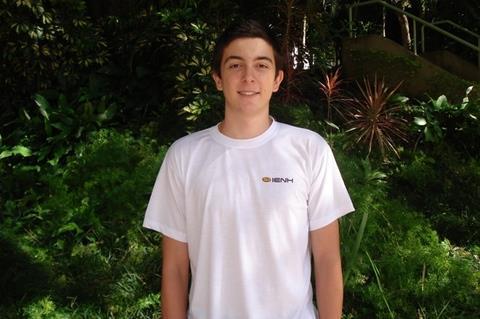 Atleta da IENH na seleção brasileira de vôlei