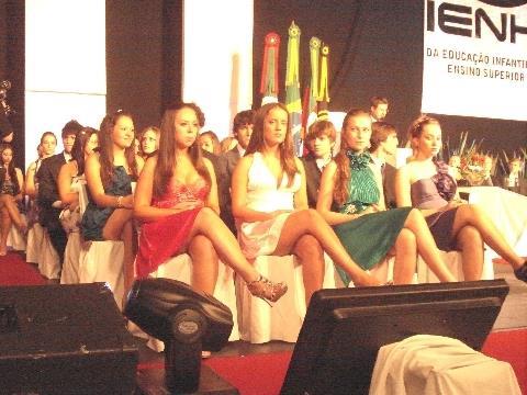 IENH realiza formatura de Ensino Médio