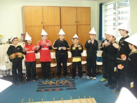 Música folclórica é tema de aula