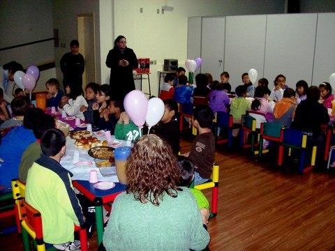 Crianças dos Lares Anjo da Guarda e João e Maria são recebidos na IENH