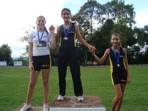 IENH conquista cinco medalhas de ouro no Troféu Ivoti de Atletismo