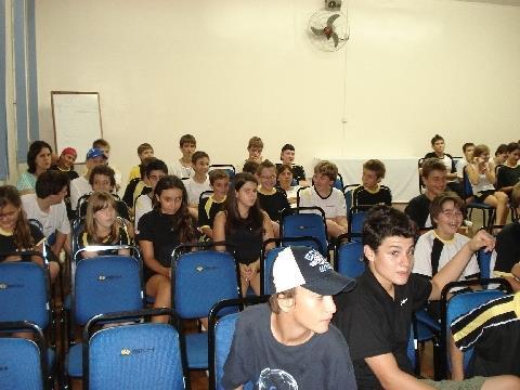 Unidade Fundação Evangélica realiza palestra sobre pesquisa