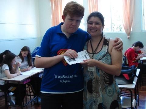 Aluno da Unidade Fundação Evangélica produz jornal