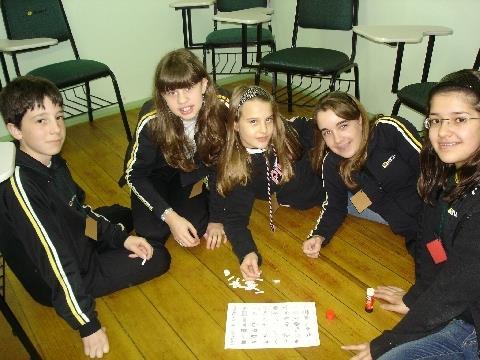 IENH Idiomas promove atividade de Dia da Criança