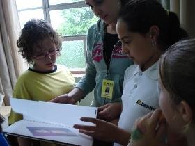 Alunos da Unidade Pindorama produzem álbum de memórias