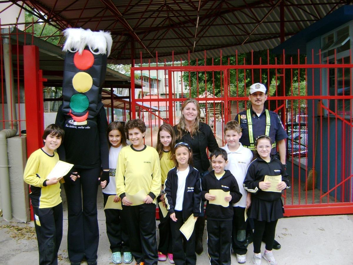 Blitz Educativa promovida pelos Agentes Mirins do Trânsito