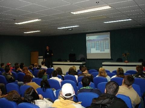 Curso Técnico em Logística Empresarial da IENH forma profissionais para o mercado de trabalho