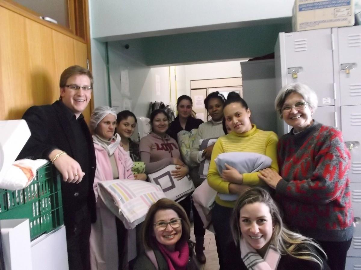 IENH realiza nova doação de cobertas