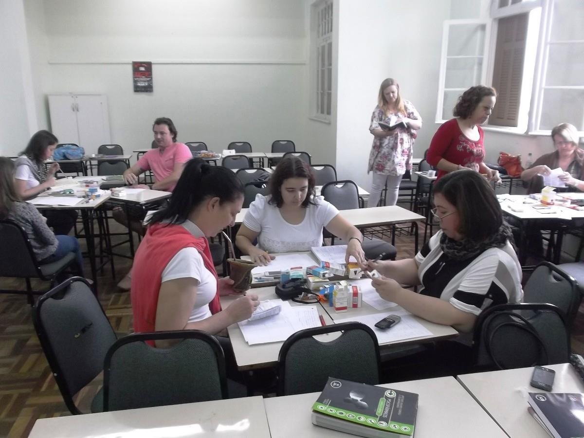 Curso de Extensão em Psicofarmacologia na Faculdade IENH