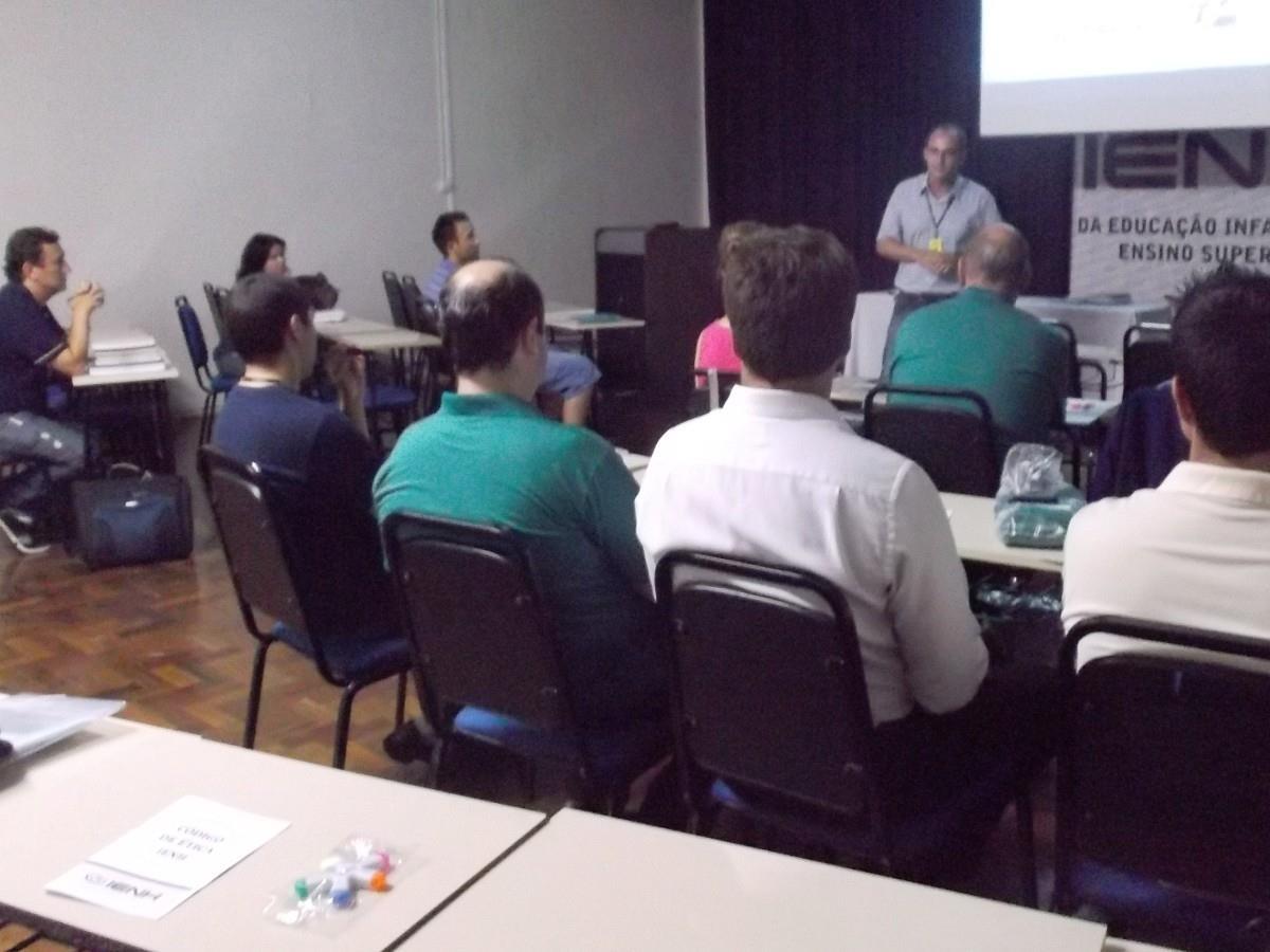 Docentes dos Cursos Técnicos realizam encontro