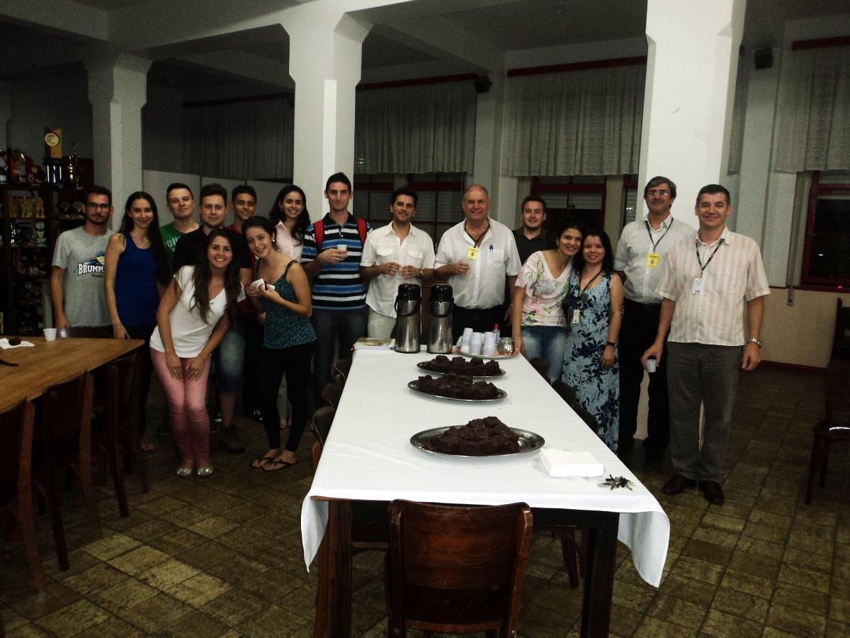 Aniversariantes do mês de abril dos Cursos Técnicos e Faculdade IENH