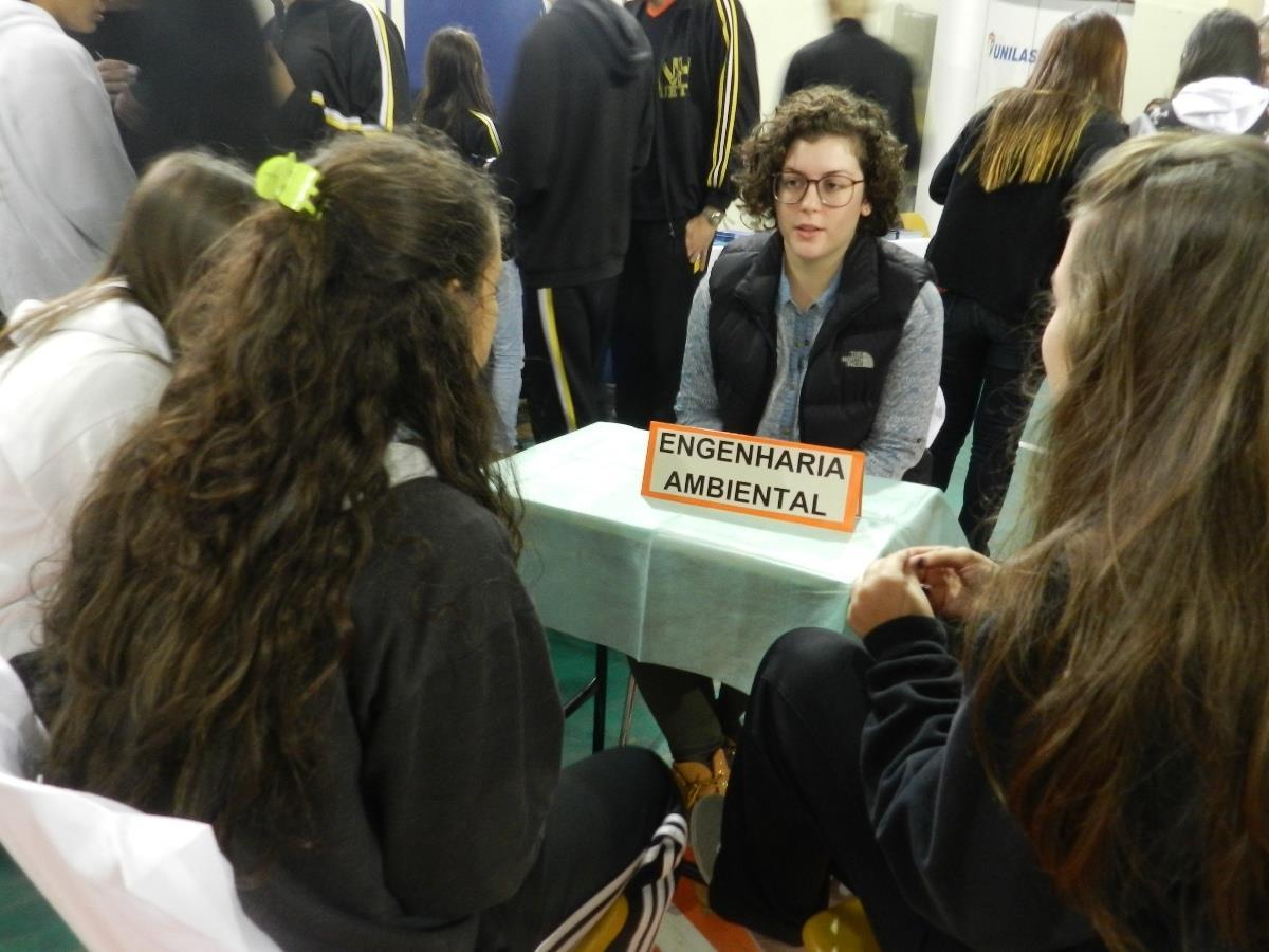 Feira das Profissões para alunos do Ensino Médio