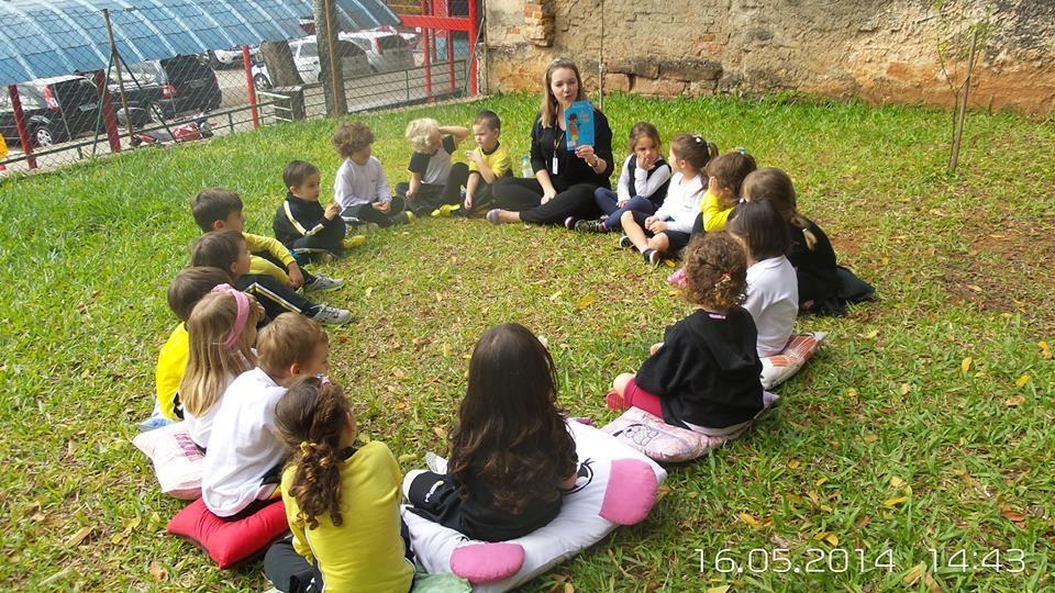 Pátio da Florestinha foi palco de contação de história