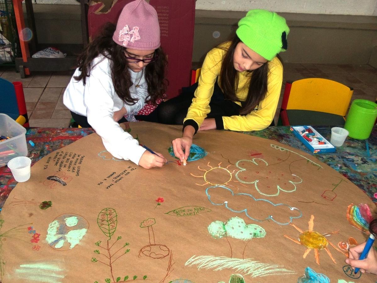 Estudantes participam de mobilização pelo Dia do Meio Ambiente