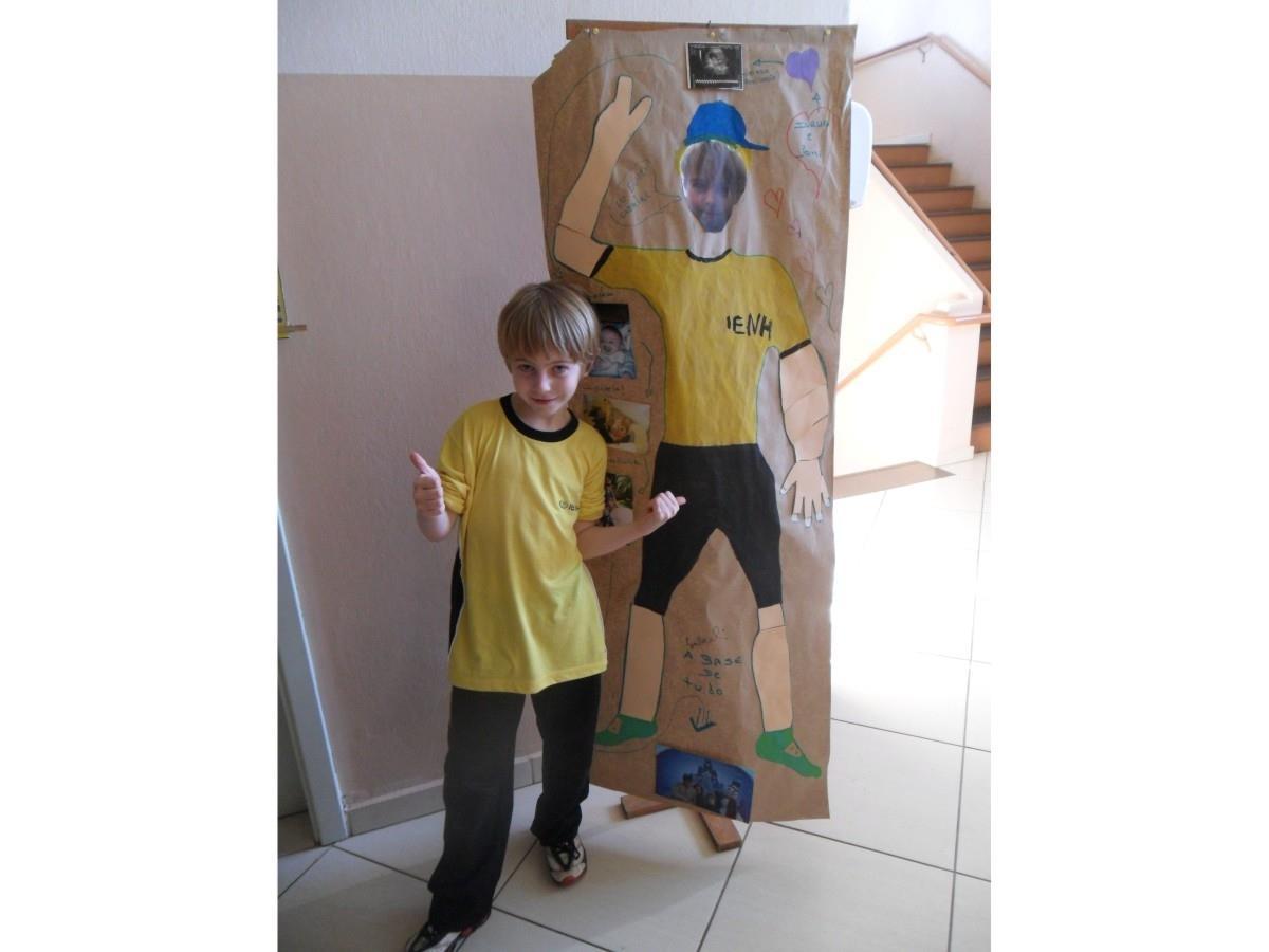 Alunos fazem descobertas através do corpo humano