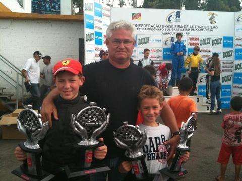 Alunos da IENH dominam as pistas de Kart brasileiras